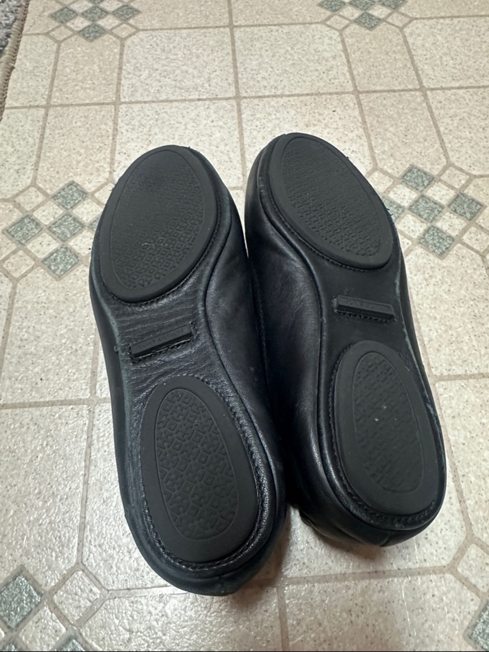 Tory Burch Black Leather Logo Round-Toe Flats - Picture 4 of 5